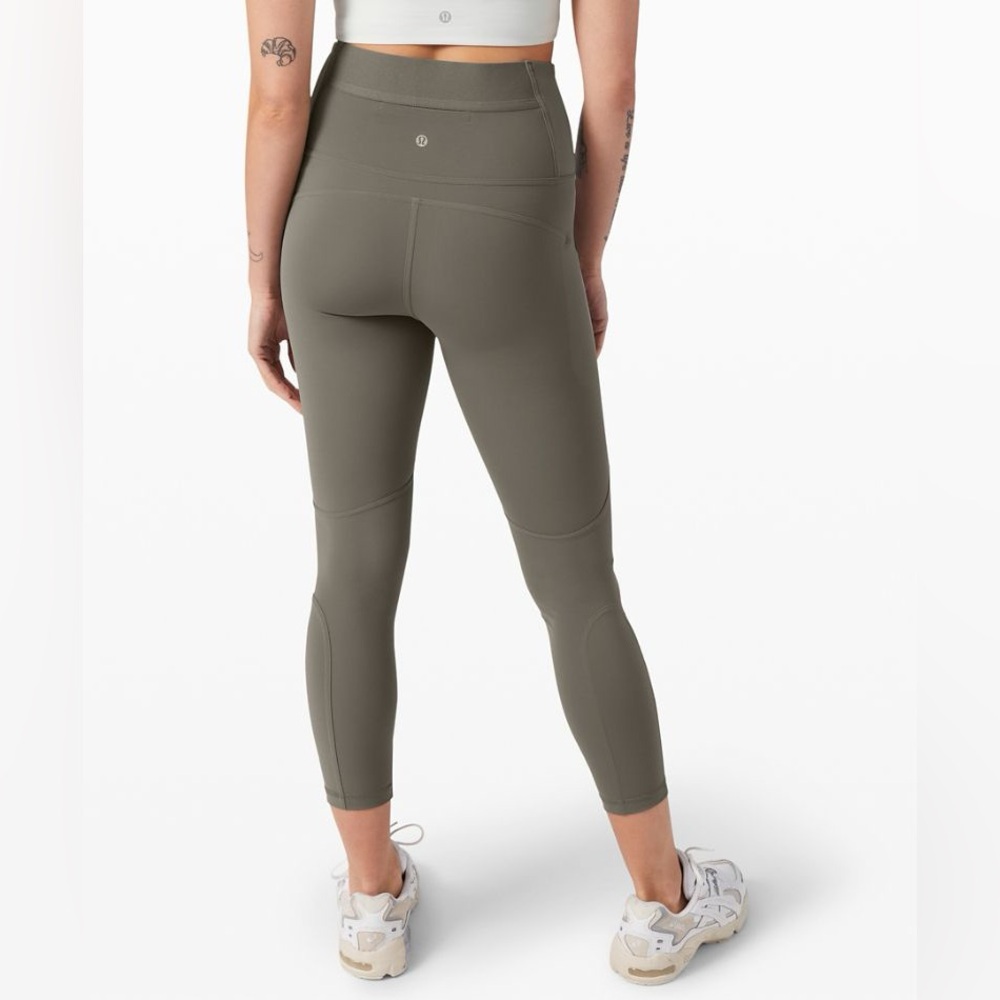 Lululemon Rogue Renegade SHR Tight 25" Sage